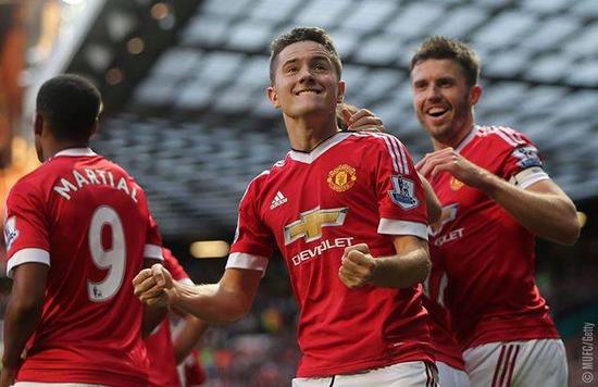 疑是这样一 疑是这样一